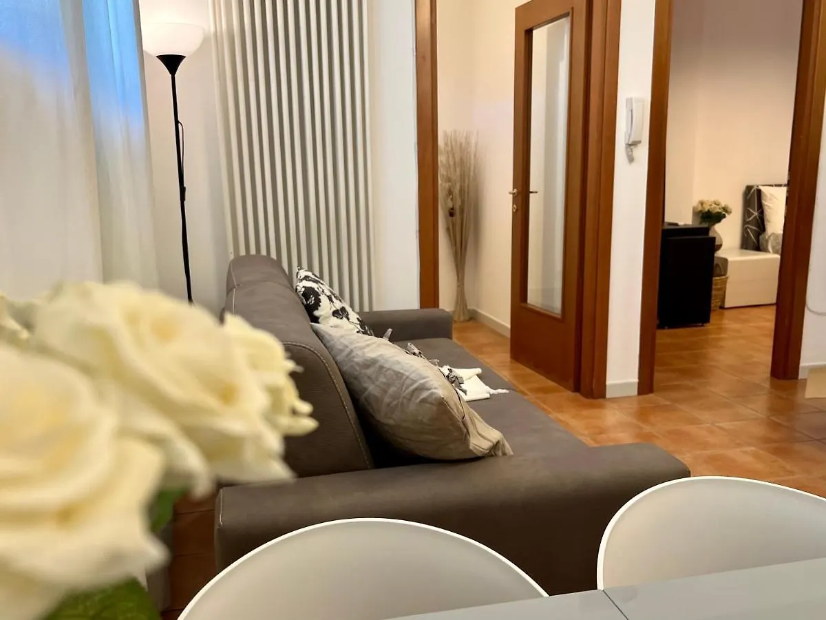 Red Rose Apartment Con Garage Vicenza