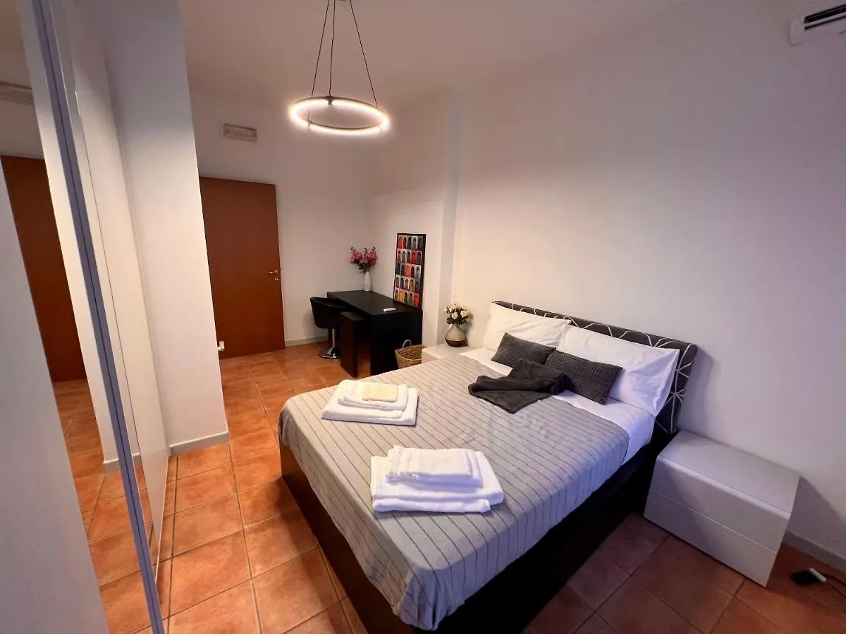 Red Rose Apartment Con Garage Vicenza